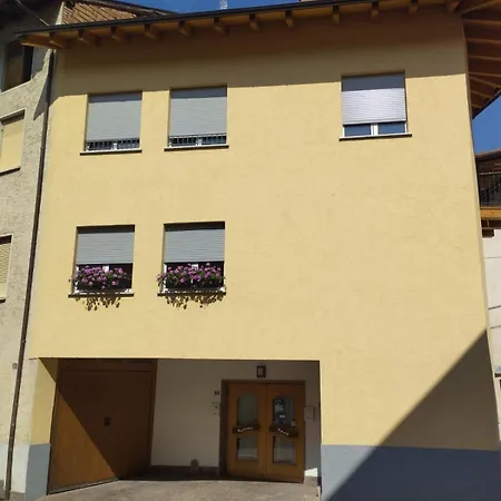 Freddie House Apartament *