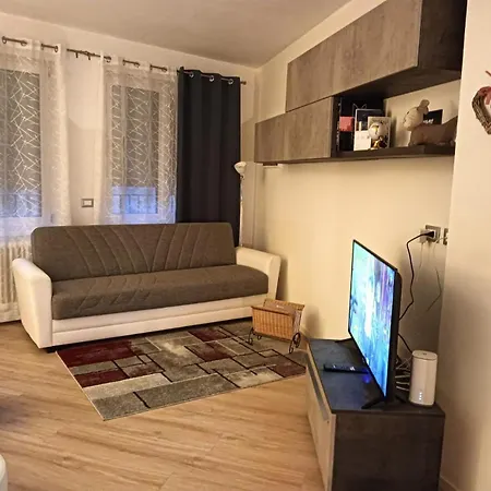 Freddie House Apartment *